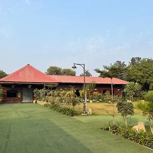 the-green-wood-palace-i-farm-house.top-gurgaonhotels.com/