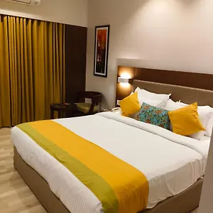 Park Residency Adoor Hotel